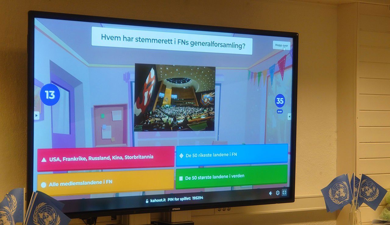 Bilde frå ein Kahoot!, med spørsmål og svaralternativ