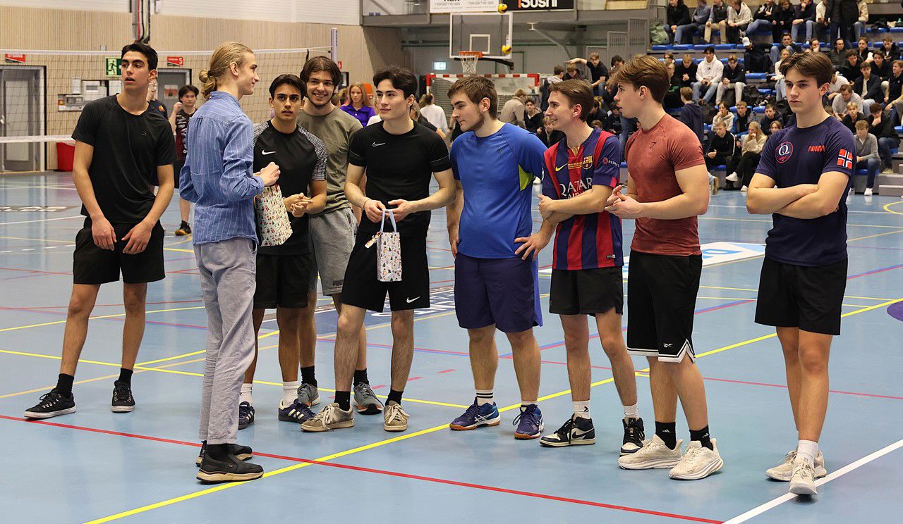 25.12.18 Julevolley - premieutdeling_2AUTa.JPG